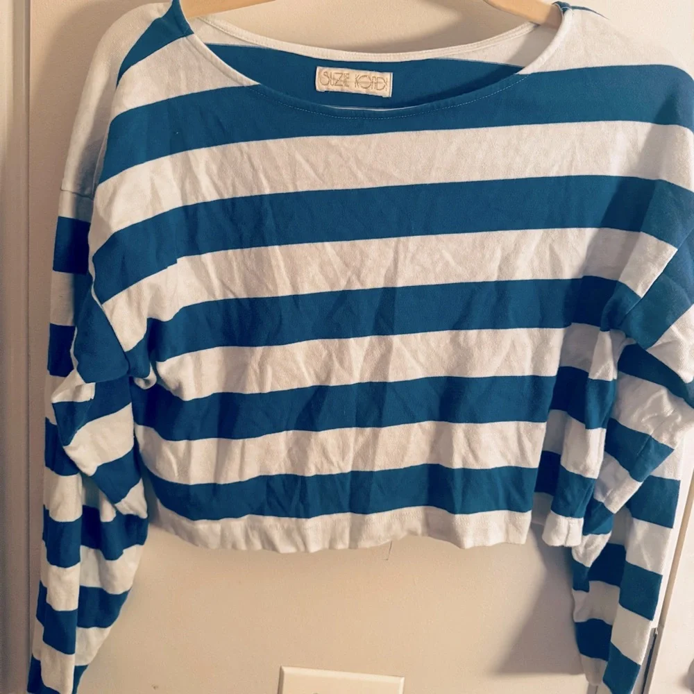 Suzie Kondi Psaras Striped Tee in Blue and White Stripe - Picture 7 of 7